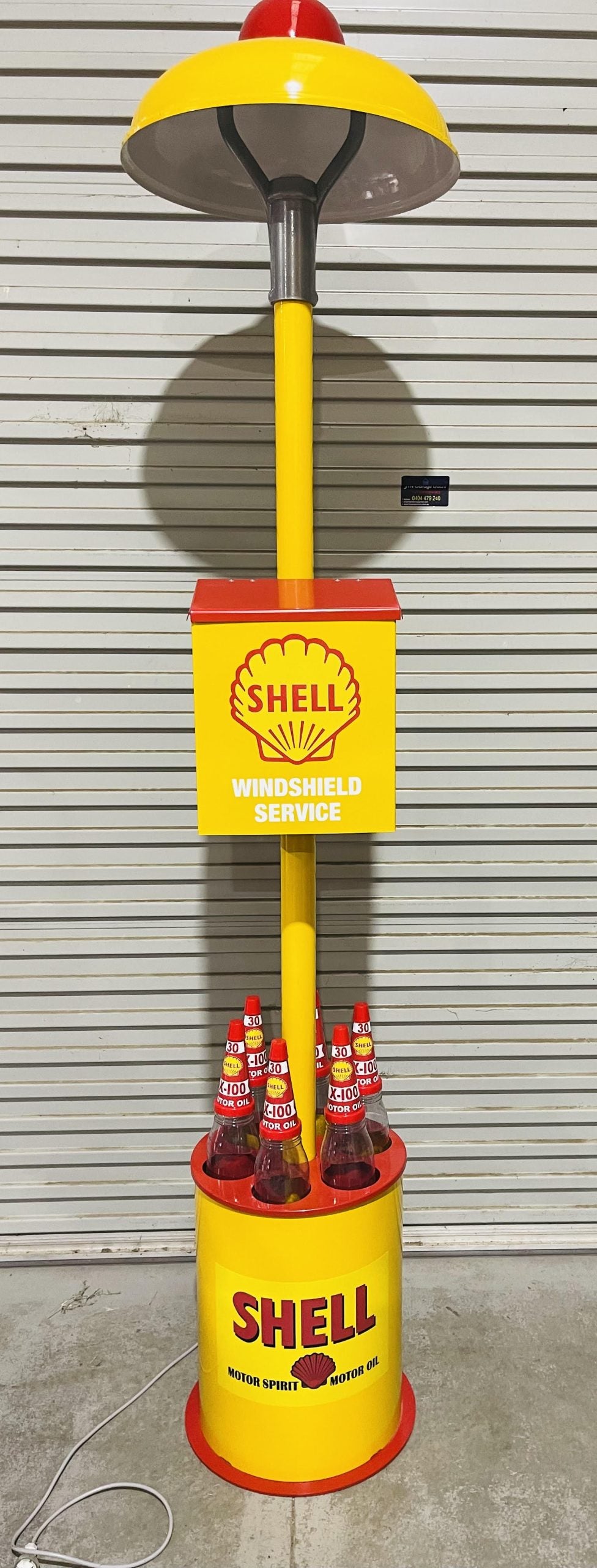 Shell Island light, Oil Bottle, Windshield Washer Stand Illuminated
